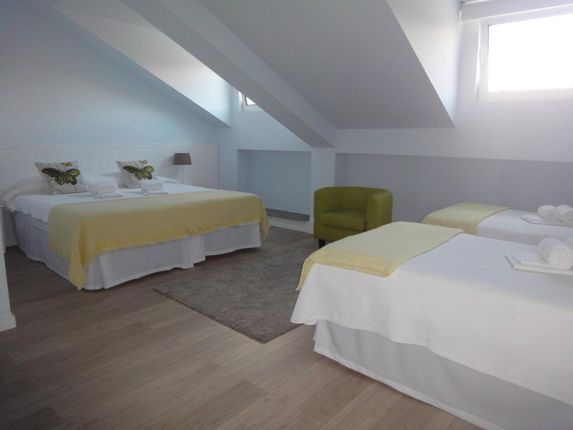 Apartamentos Almeida Garrett 蓬塔德尔加达 外观 照片