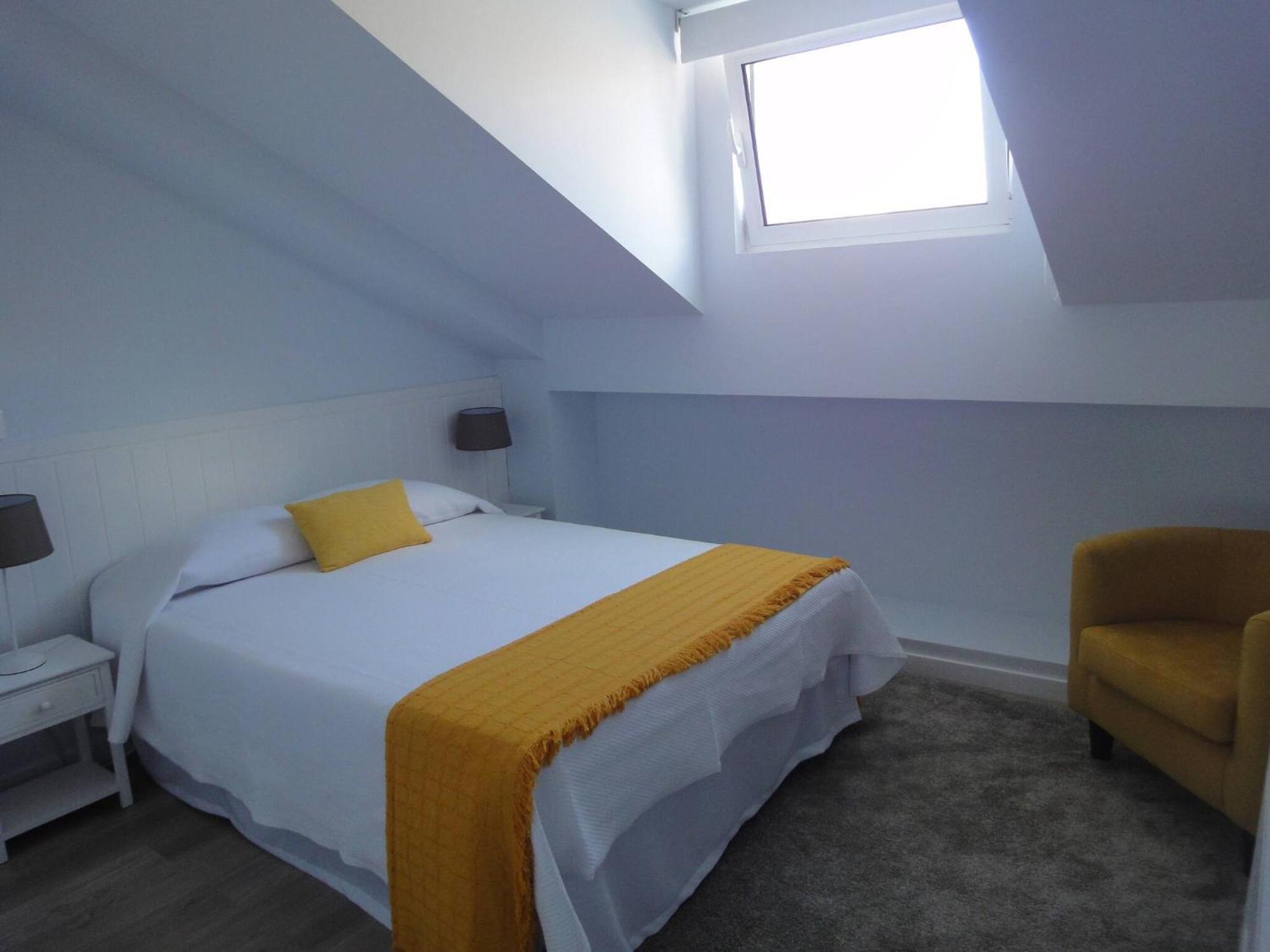 Apartamentos Almeida Garrett 蓬塔德尔加达 外观 照片