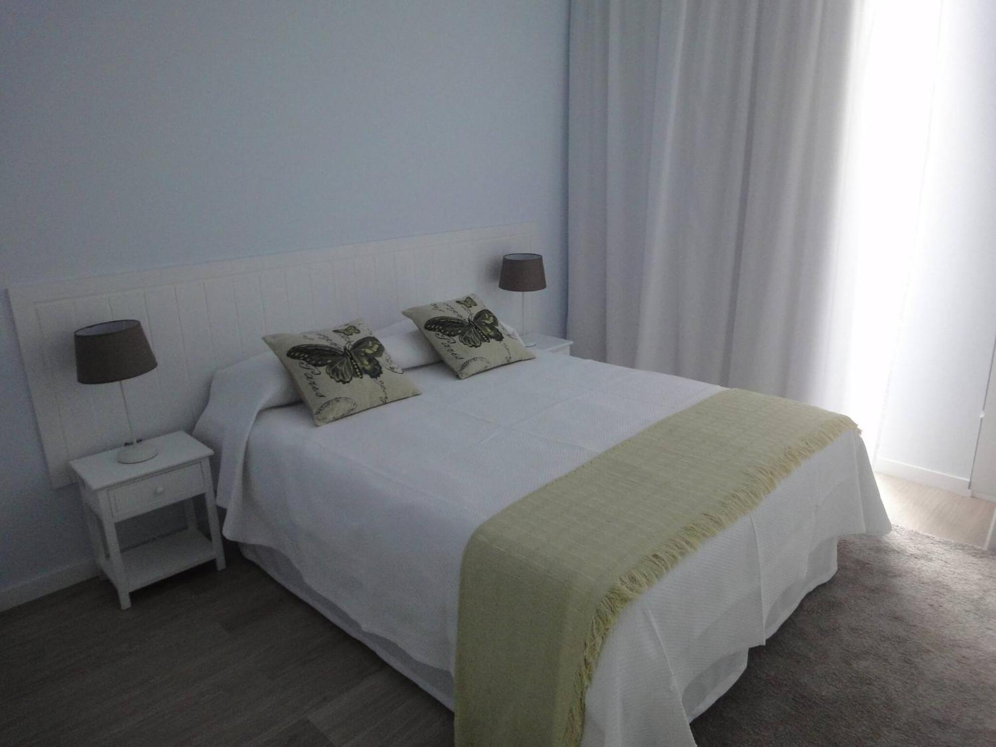 Apartamentos Almeida Garrett 蓬塔德尔加达 外观 照片